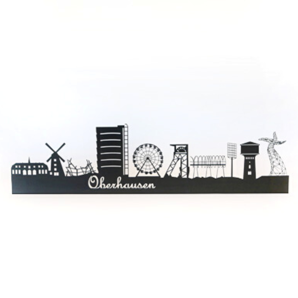 Oberhausen Skyline mit Gasometer und Zauberlehrling aus Metall