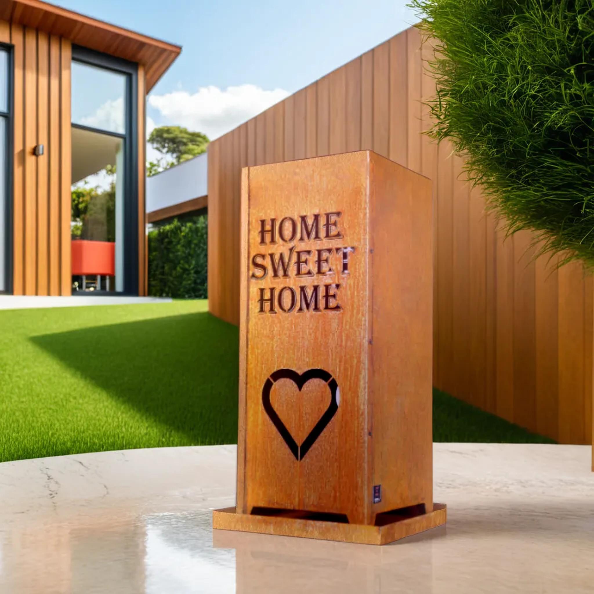 Feuersäule Home Sweet Home aus Stahl mit ausgelasertem Schriftzug
