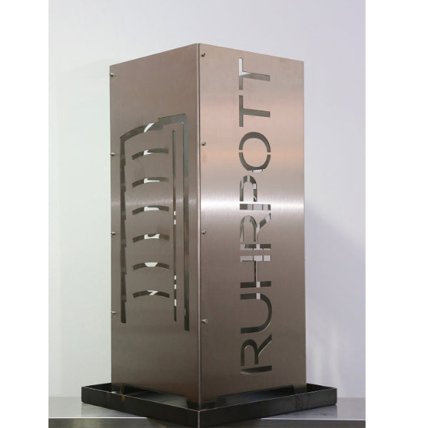 Feuersäule Gasometer mit dem Schriftzug Ruhrpott