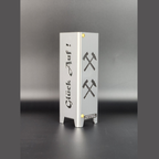 Teelicht aus Metall mit dem Schriftzug Glück auf und Eisen Schlägel Symbol