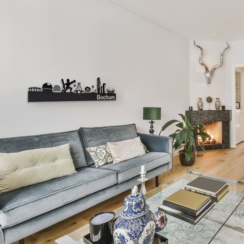 Bochum Skyline aus Metall in Schwarz matt mit indirekter LED-Beleuchtung an der Wand