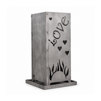 Feuersäule LOVE mit Feuer im Garten
