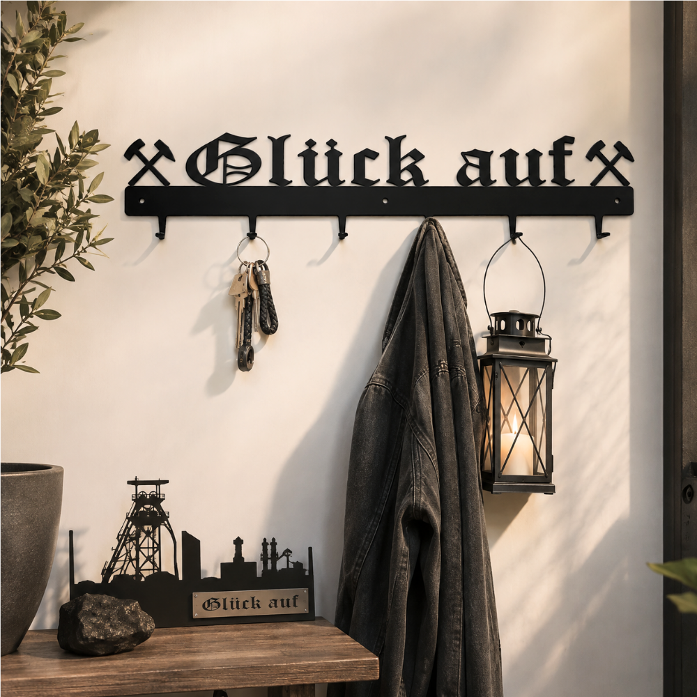 Kleine Garderobe / Schlüsselbrett aus Metall