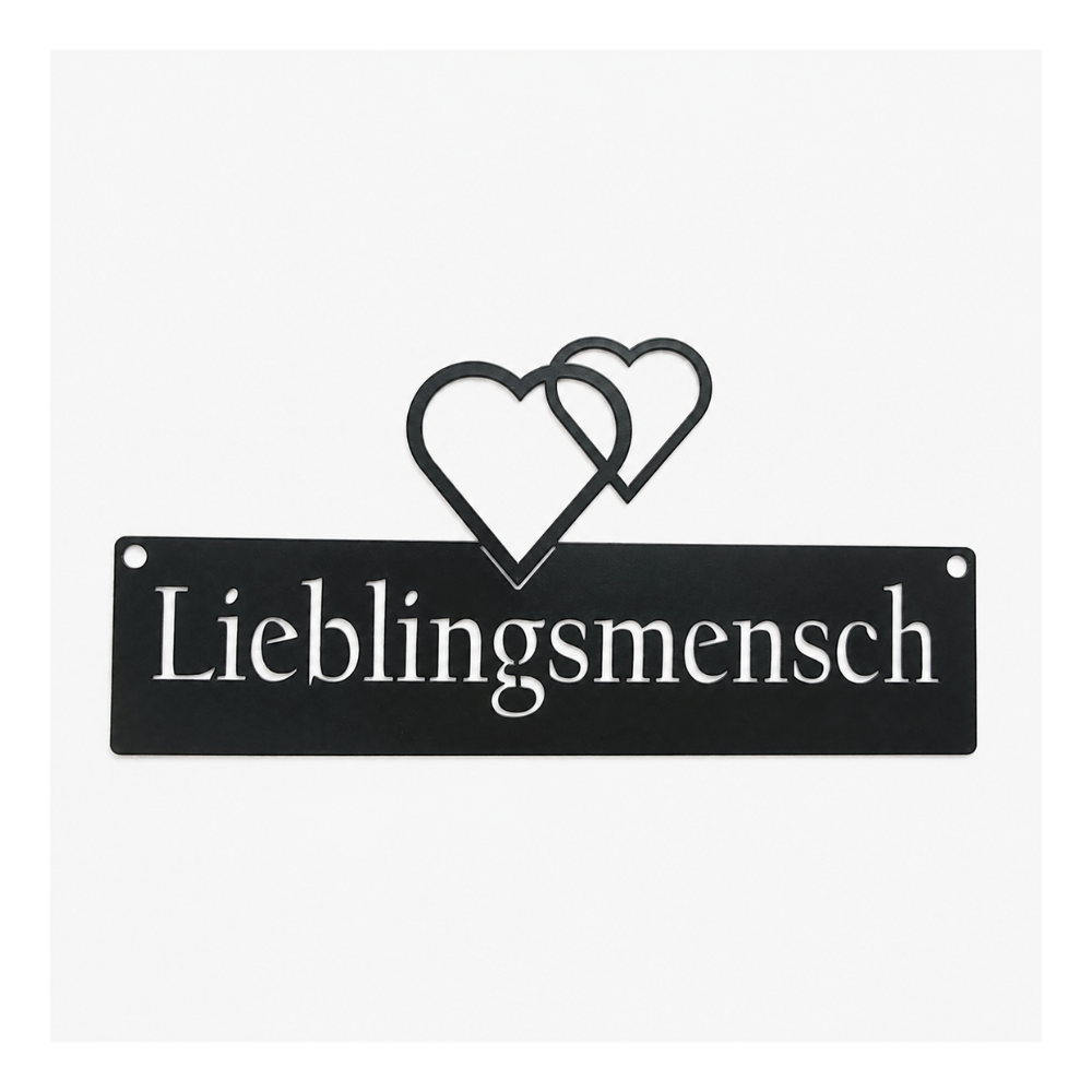Schwarzes Wandschild aus Metall mit Schriftzug „Lieblingsmensch“ und Herzen